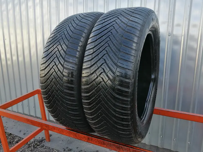 Пара б/у шин 205/55 R16 Continental AllSeasonContact