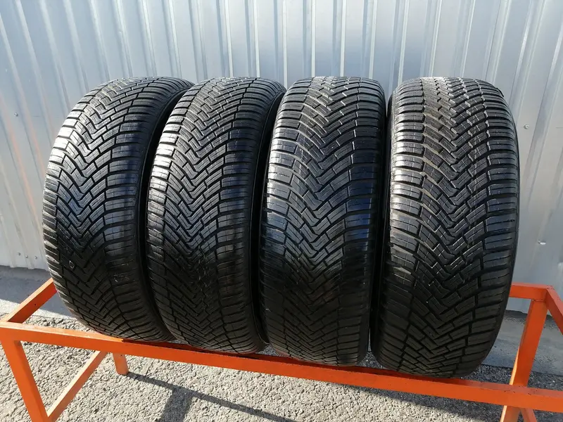 Комплект б/у шин 205/55 R16 Continental AllSeasonContact