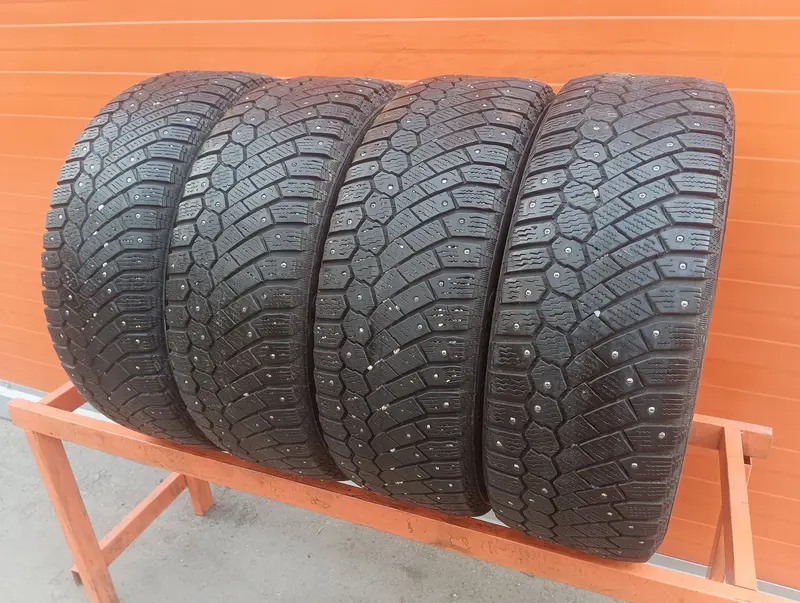 Комплект б/у шин 205/55 R16 Continental ContiIceContact