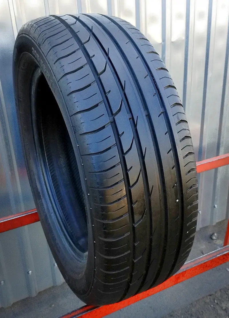 Б/у шина 205/55 R16 Continental ContiPremiumContact 2