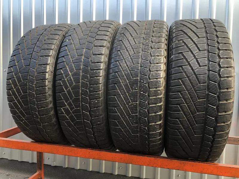 Комплект б/у шин 205/55 R16 Continental ContiVikingContact 5