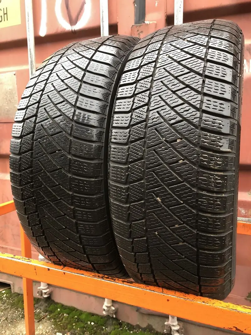 Пара б/у шин 205/55 R16 Continental ContiVikingContact 6