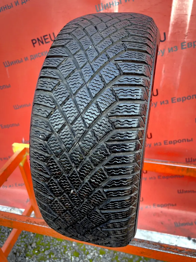 Б/у шина 205/55 R16 Continental ContiVikingContact 7