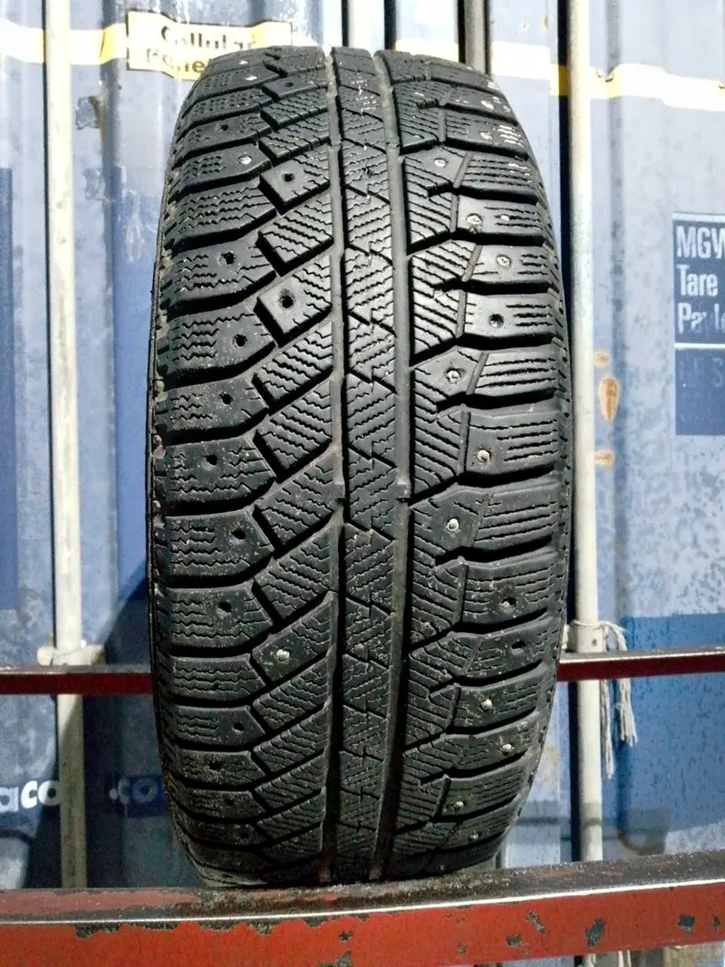 Б/у шина 205/55 R16 Continental ContiWinterViking 2 RunFlat