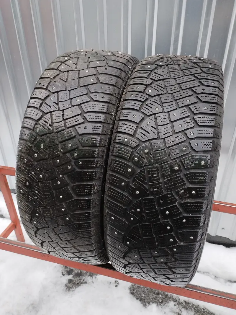 Пара б/у шин 205/55 R16 Continental IceContact 2