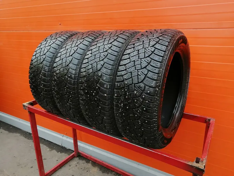 Комплект б/у шин 205/55 R16 Continental IceContact 2