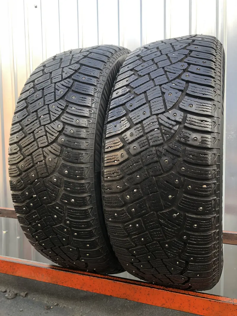 Пара б/у шин 205/55 R16 Continental IceContact 2