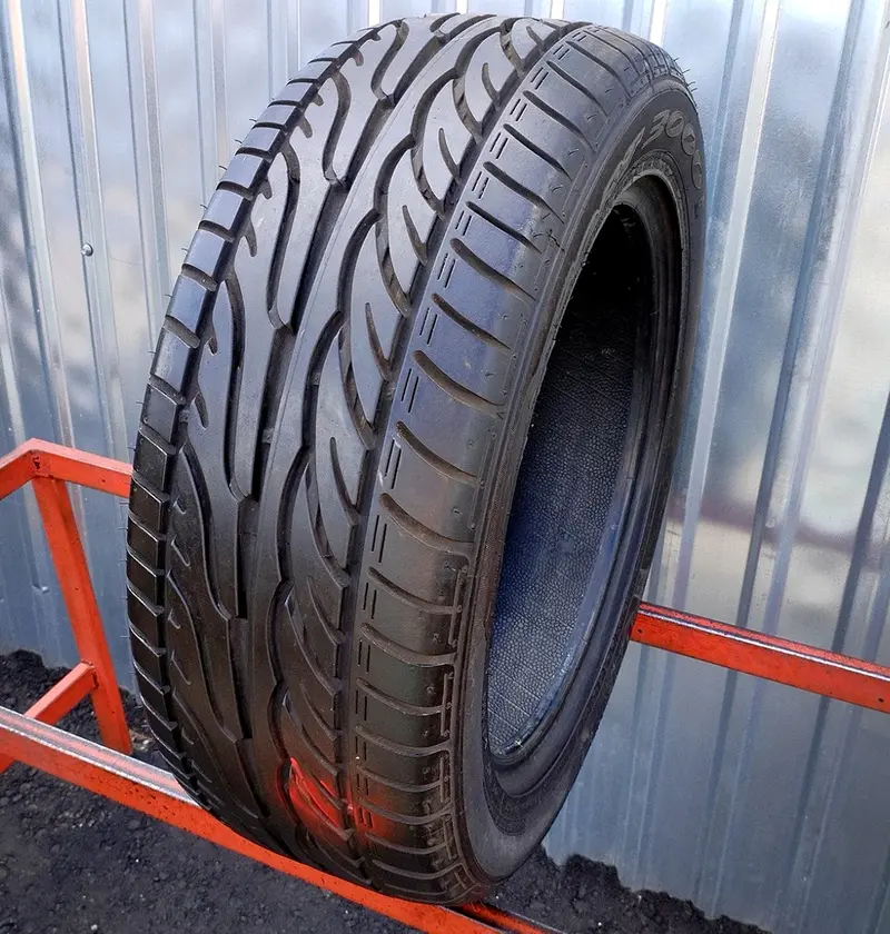 Б/у шина 205/55 R16 Dunlop SP Sport 3000E