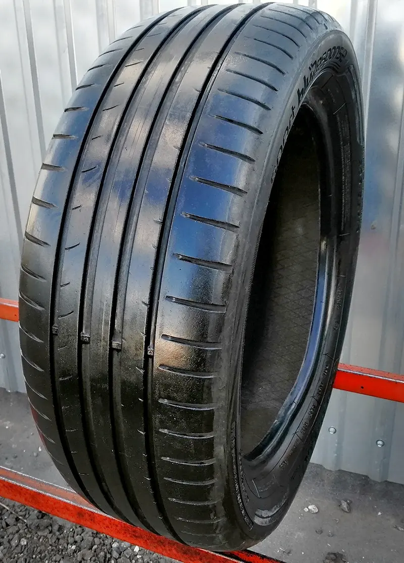 Б/у шина 205/55 R16 Dunlop SP Sport BluResponse