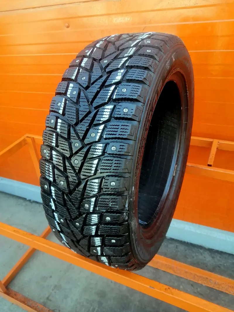 Б/у шина 205/55 R16 Dunlop SP Winter Ice 02