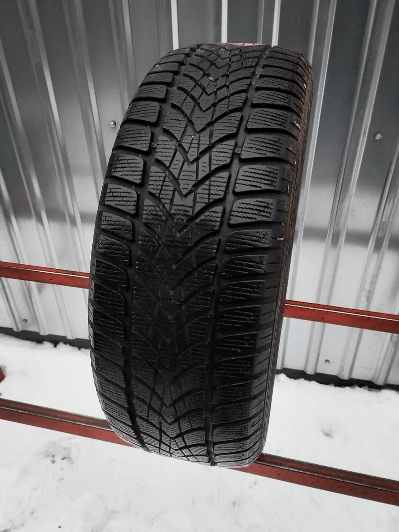 Б/у шина 205/55 R16 Dunlop SP Winter Sport 4D