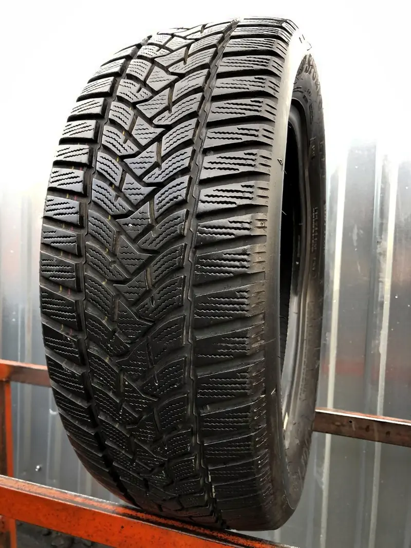 Б/у шина 205/55 R16 Dunlop Winter Sport 5