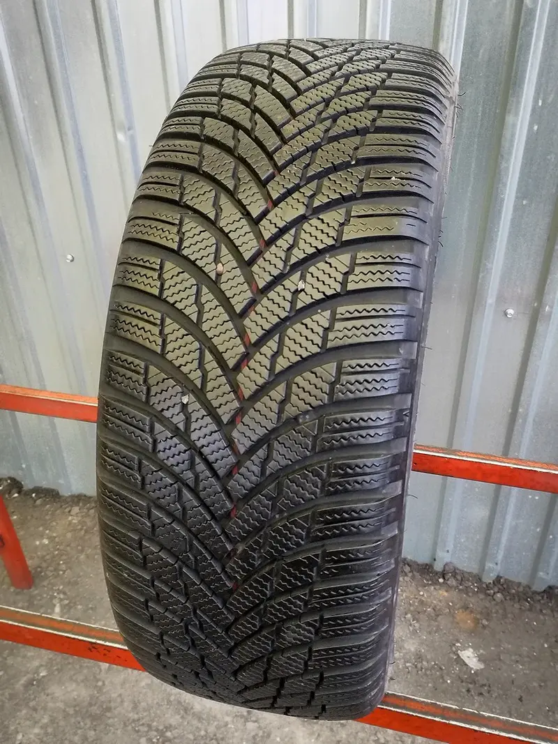 Б/у шина 205/55 R16 Firestone Winterhawk 4