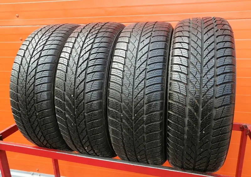 Комплект б/у шин 205/55 R16 Gislaved Euro Frost 5