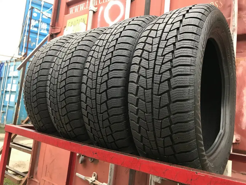 Комплект б/у шин 205/55 R16 Gislaved Euro Frost 6