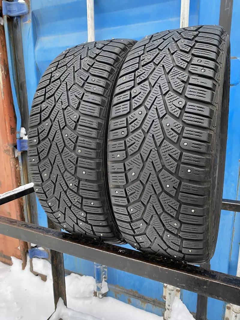 Пара б/у шин 205/55 R16 Gislaved Nord Frost 100