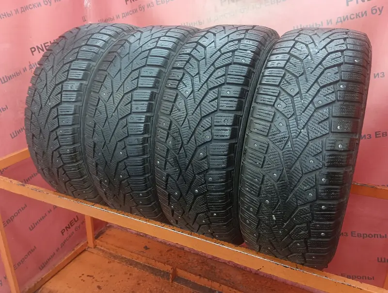 Комплект б/у шин 205/55 R16 Gislaved Nord Frost 100