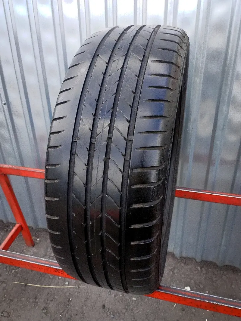 Б/у шина 205/55 R16 Goodyear EfficientGrip