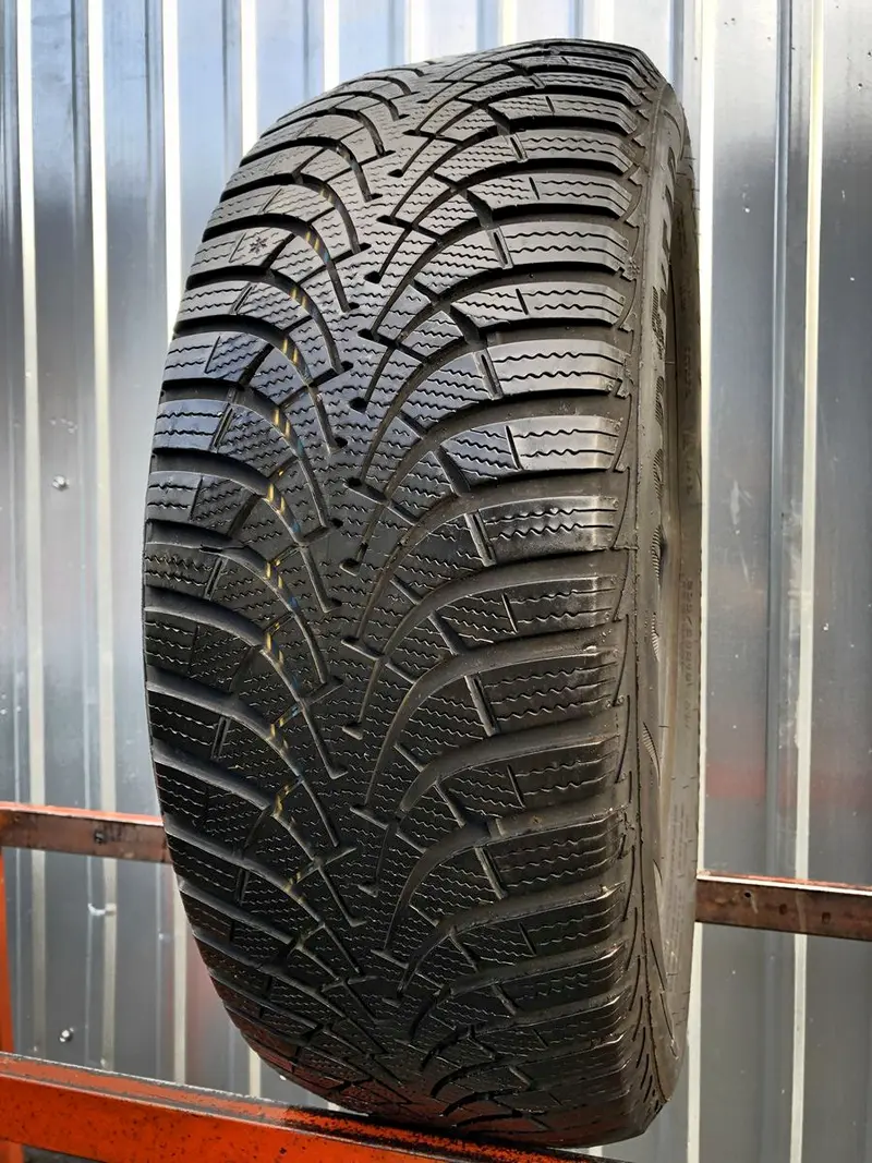 Б/у шина 205/55 R16 Goodyear Ultra Grip 9