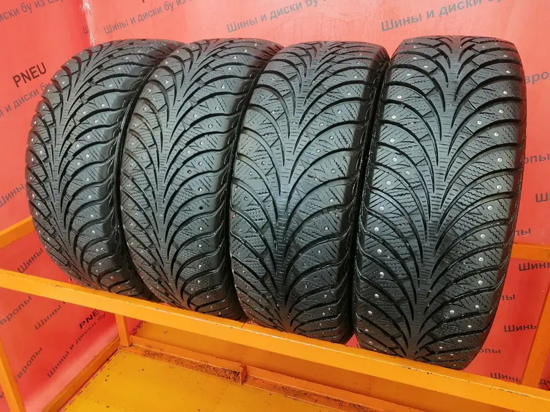 Комплект б/у шин 205/55 R16 Goodyear Ultra Grip Extreme