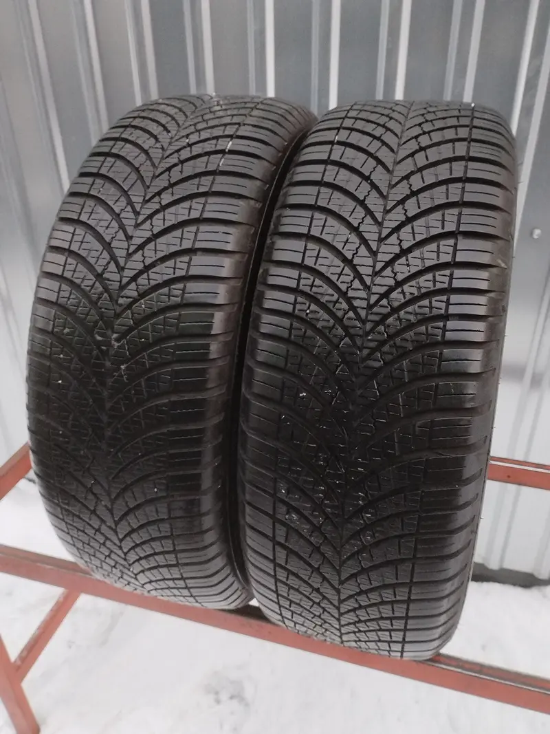 Пара б/у шин 205/55 R16 Goodyear Vector 4Seasons Gen-3