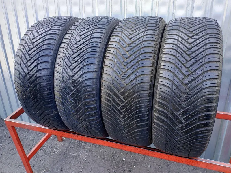 Комплект б/у шин 205/55 R16 Hankook Kinergy 4S2 H750