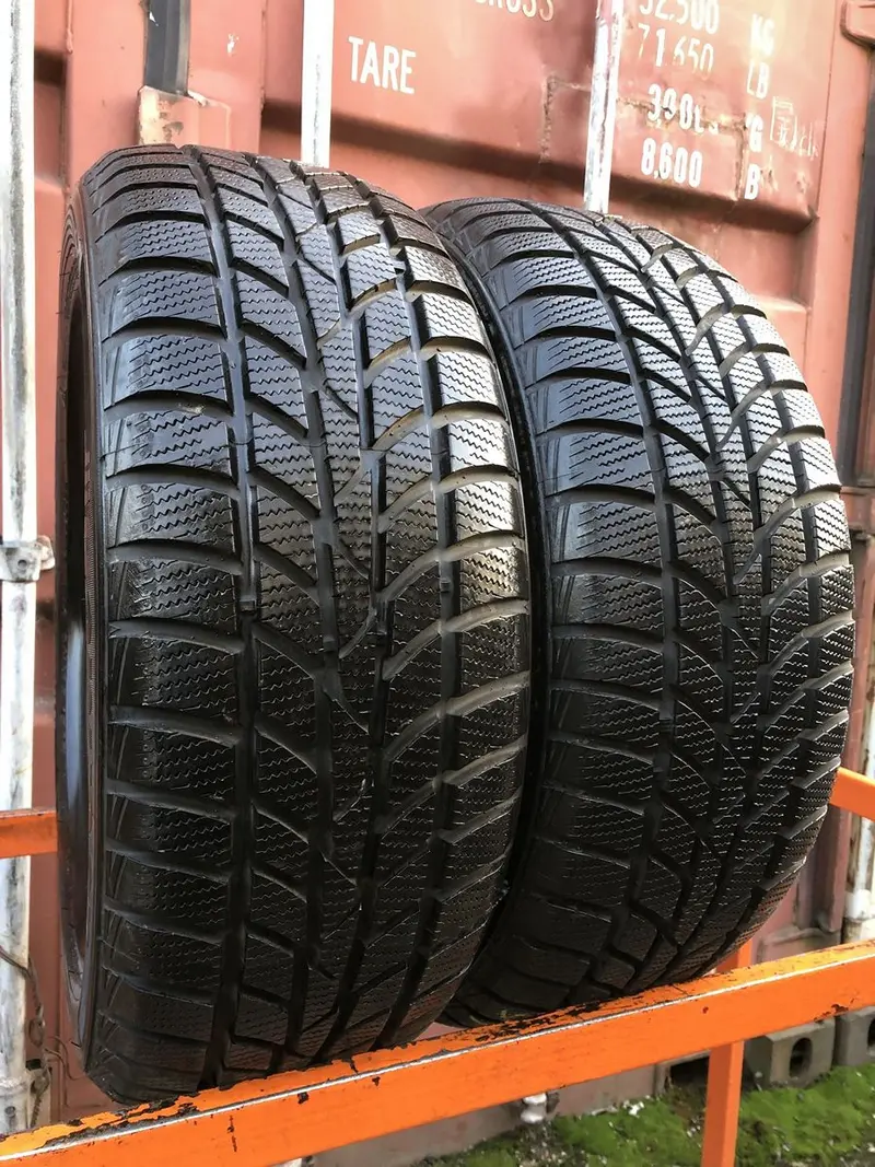 Пара б/у шин 205/55 R16 Hankook Winter I Cept RS W442