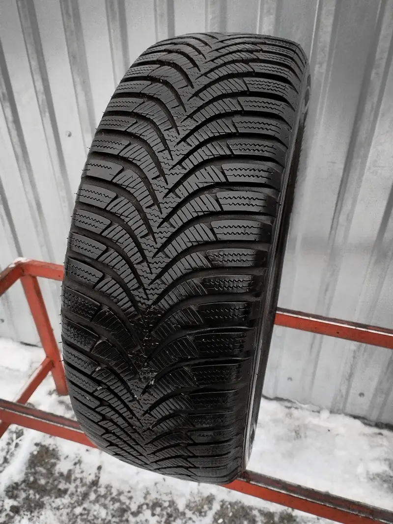Б/у шина 205/55 R16 Hankook Winter I*cept RS2 W452