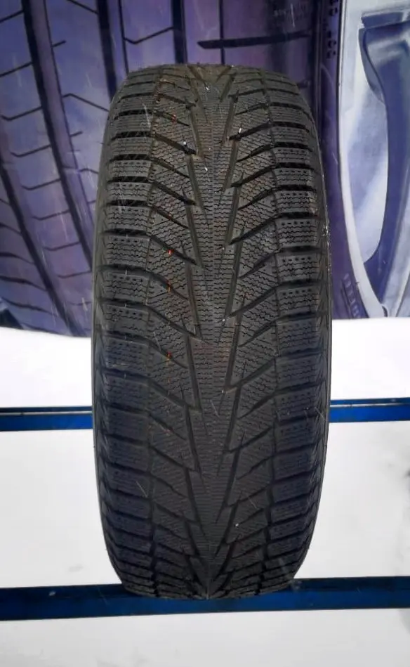Новая шина 205/55 R16 Hankook Winter i*Cept IZ 2 W616, фото 1
