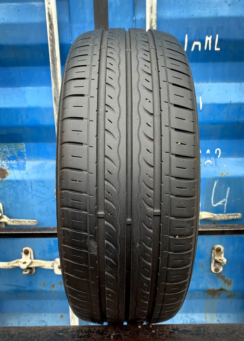 Б/у шина 205/55 R16 Kumho Solus KH 17