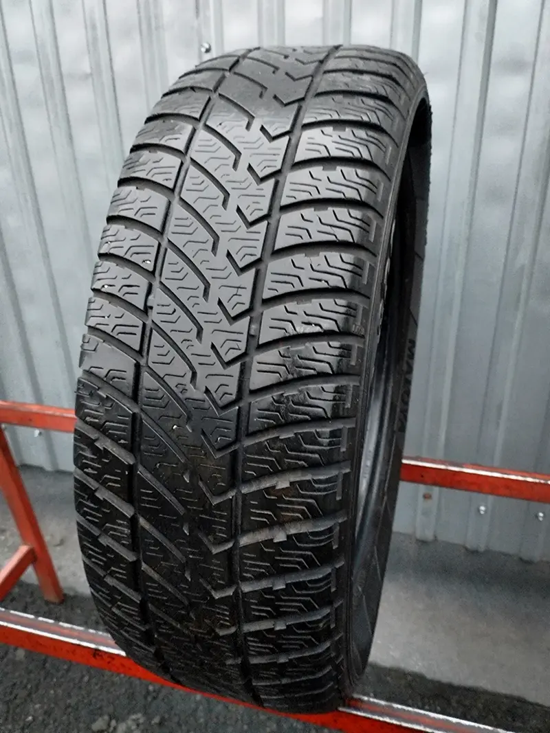 Б/у шина 205/55 R16 Maloya Cresta 300, фото 1