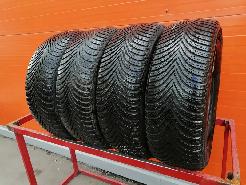 Комплект б/у шин 205/55 R16 Michelin Alpin 5