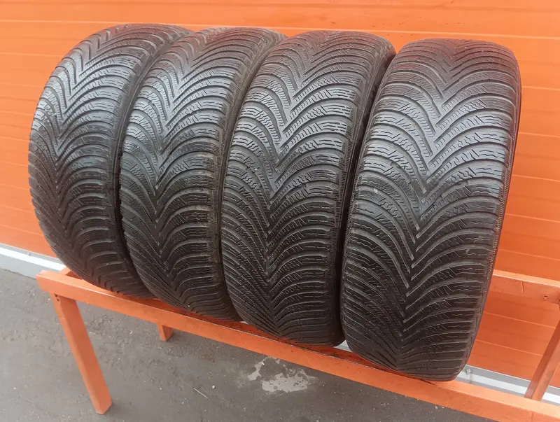 Комплект б/у шин 205/55 R16 Michelin Alpin 5