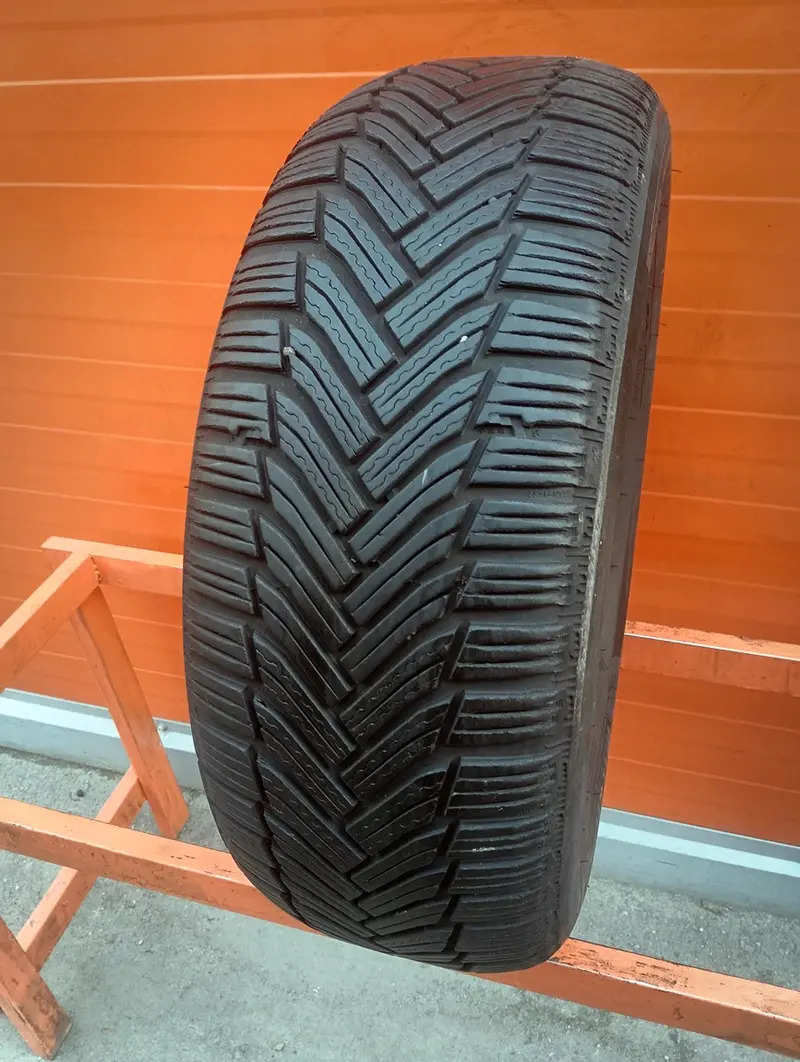 Б/у шина 205/55 R16 Michelin Alpin 6, фото 1