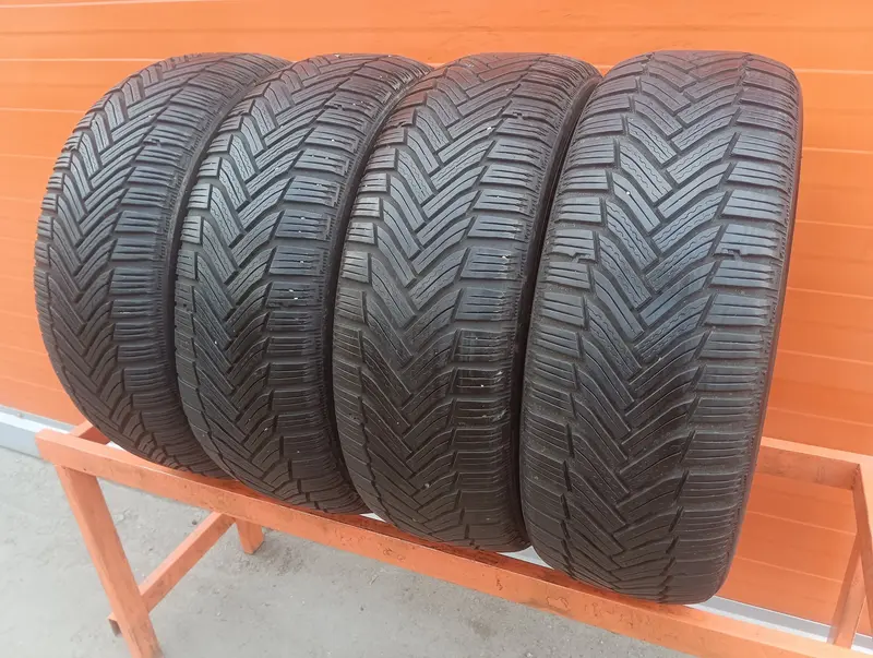 Комплект б/у шин 205/55 R16 Michelin Alpin 6