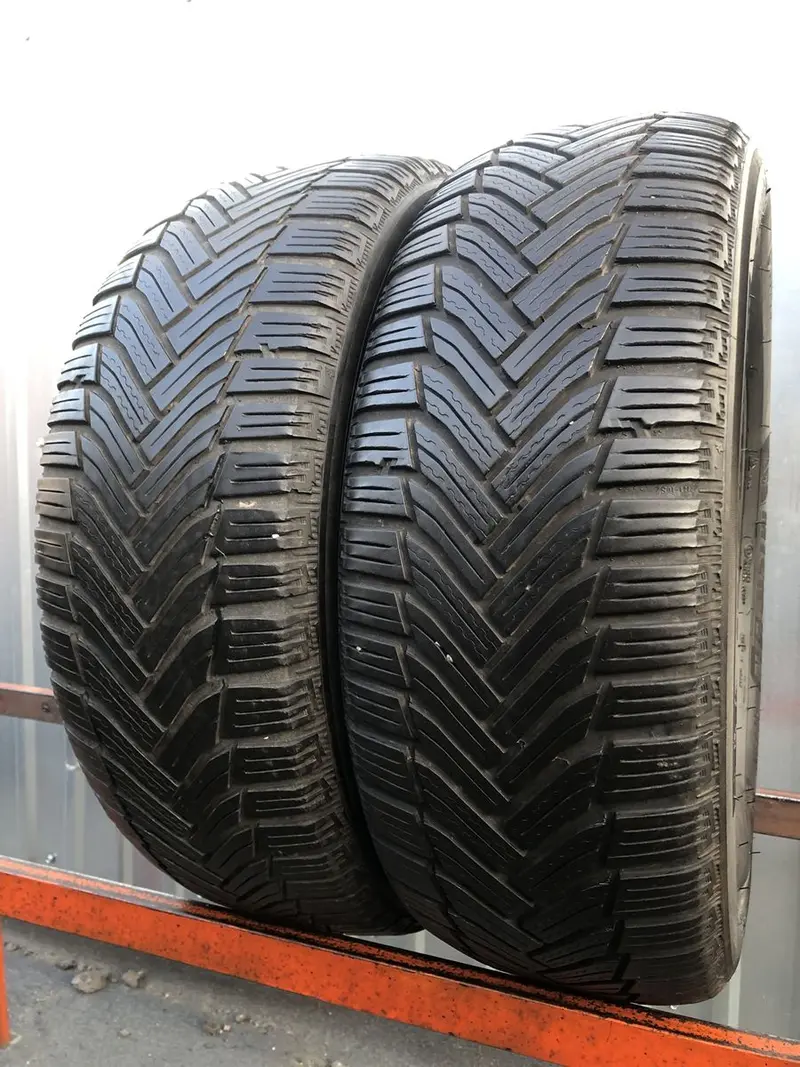 Пара б/у шин 205/55 R16 Michelin Alpin 6