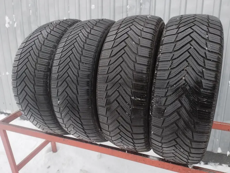 Комплект б/у шин 205/55 R16 Michelin Alpin 6