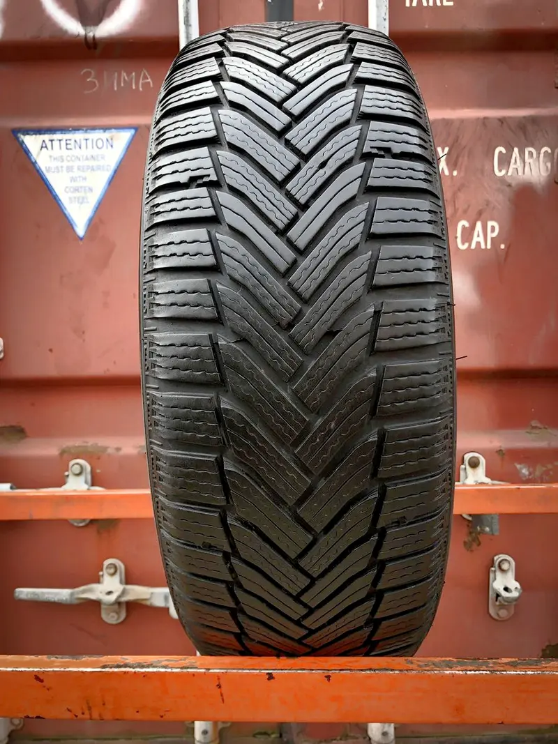 Б/у шина 205/55 R16 Michelin Alpin 6, фото 1