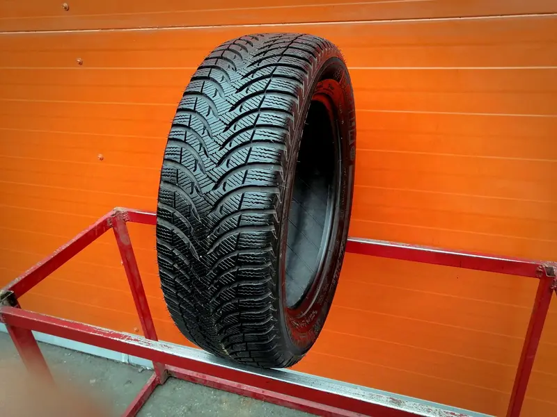 Б/у шина 205/55 R16 Michelin Alpin A4