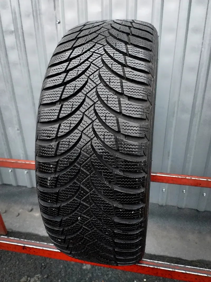 Б/у шина 205/55 R16 Nexen Winguard Snow G WH2