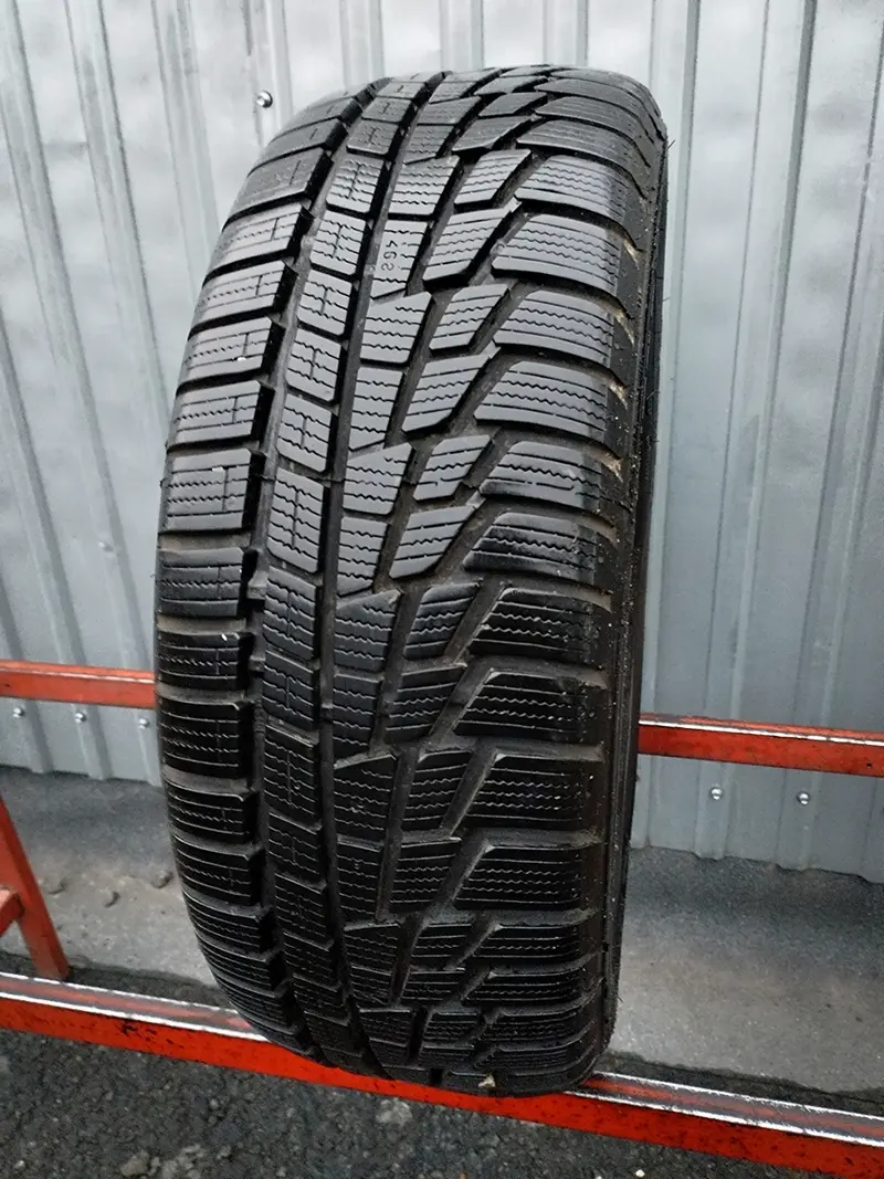Б/у шина 205/55 R16 Nokian All Weather+