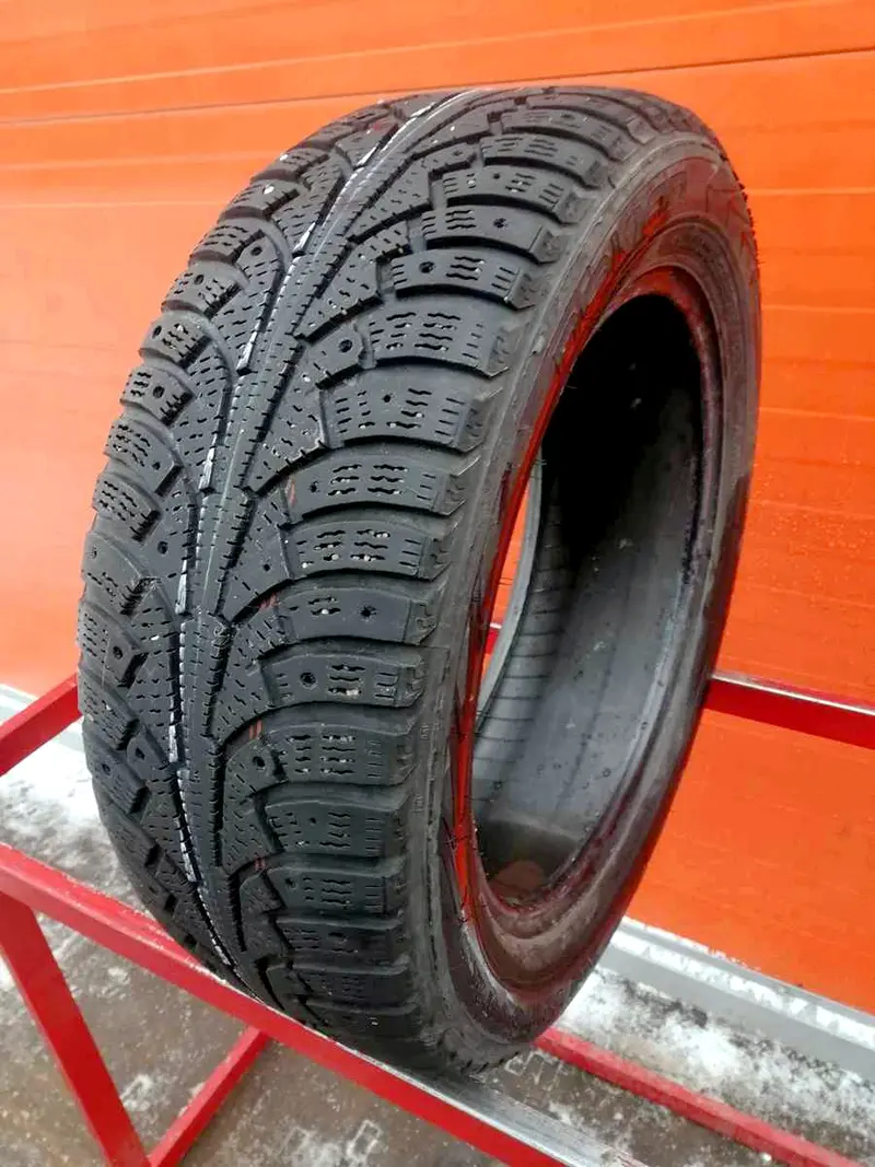 Б/у шина 205/55 R16 Nokian Hakkapeliitta 5