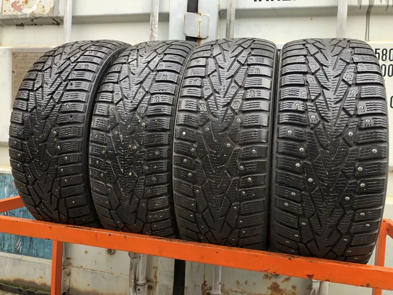 Комплект б/у шин 205/55 R16 Nokian Hakkapeliitta 7
