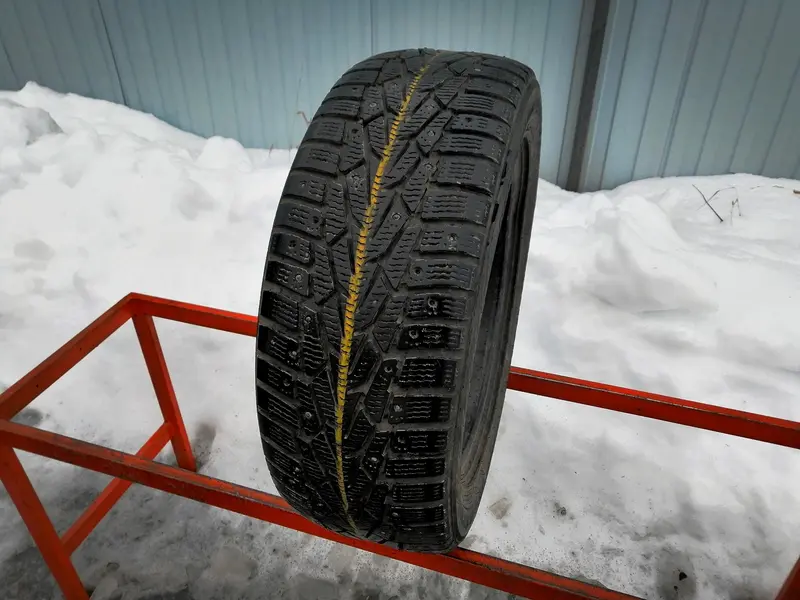 Б/у шина 205/55 R16 Nokian Hakkapeliitta 7