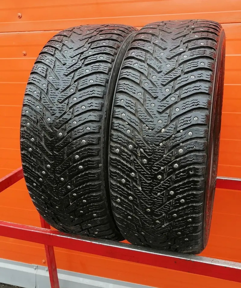Пара б/у шин 205/55 R16 Nokian Hakkapeliitta 8