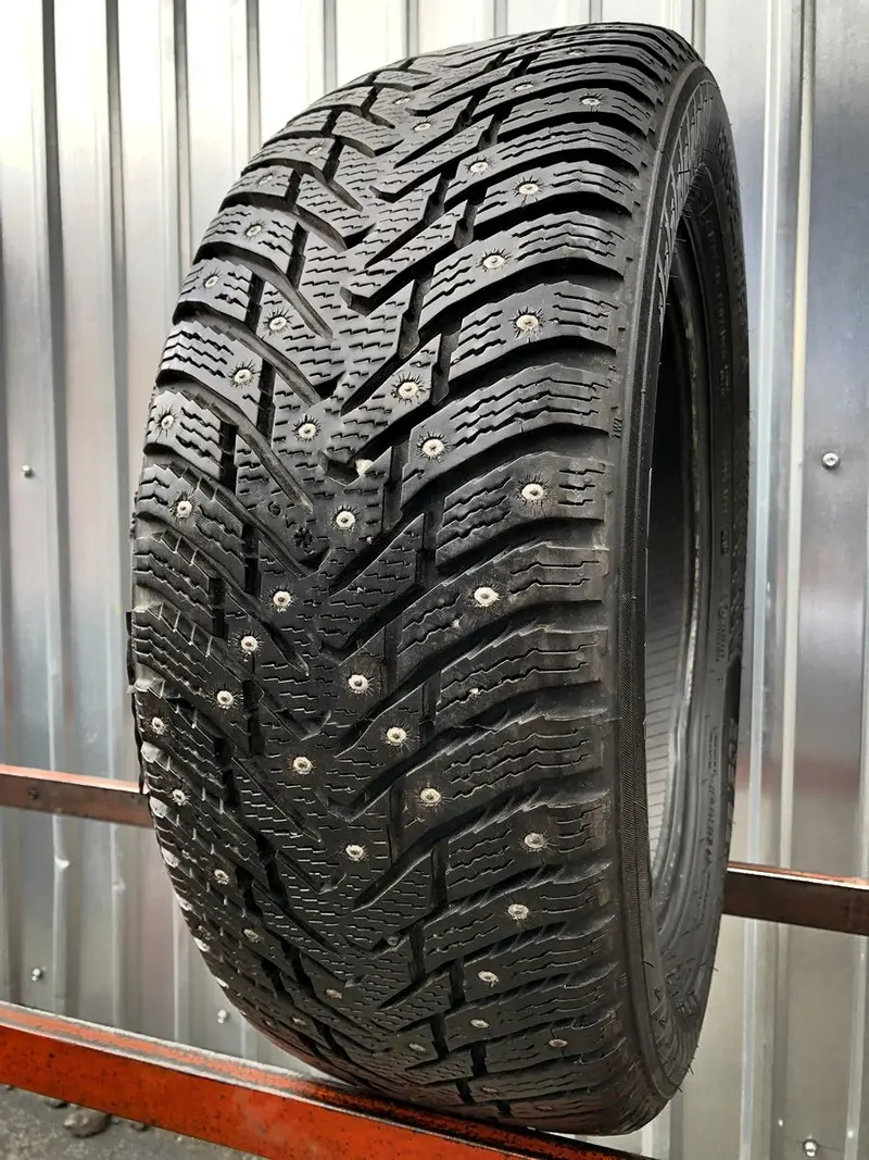 Б/у шина 205/55 R16 Nokian Hakkapeliitta 8