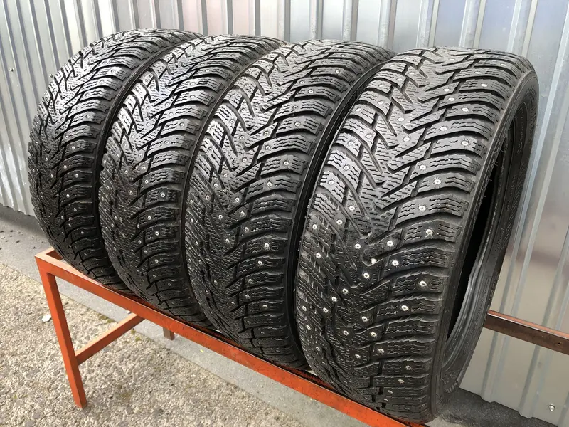 Комплект б/у шин 205/55 R16 Nokian Hakkapeliitta 8