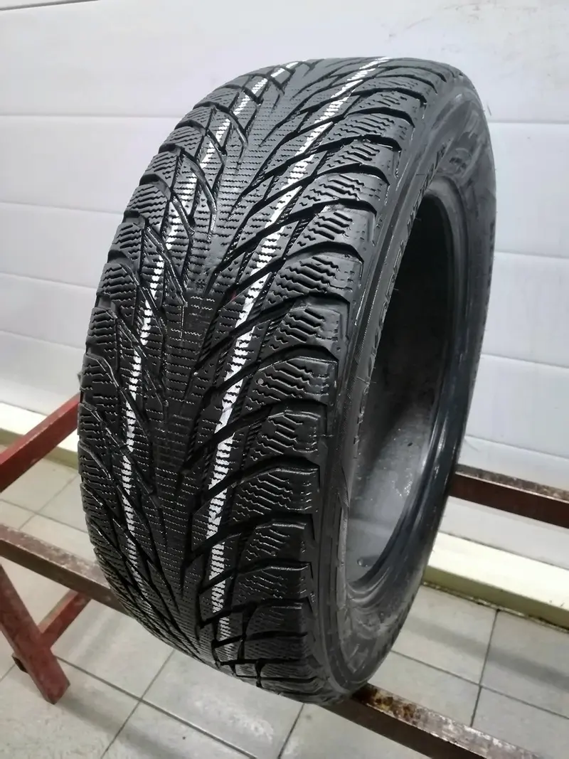 Б/у шина 205/55 R16 Nokian Hakkapeliitta R2, фото 1
