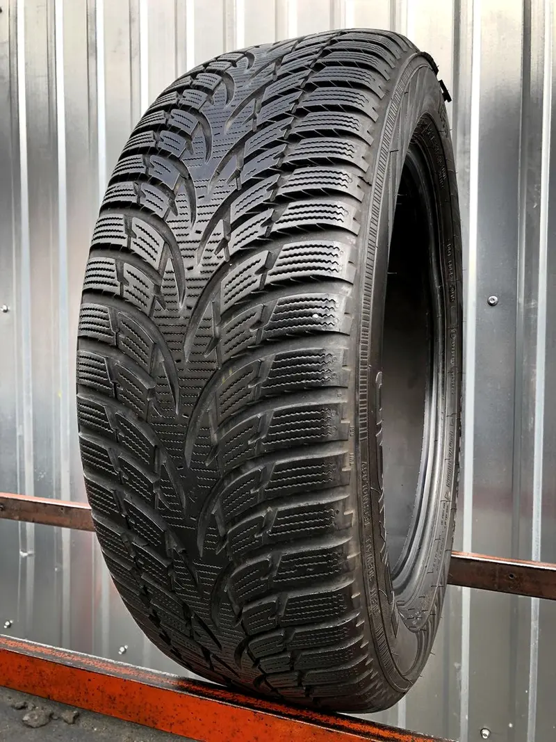 Б/у шина 205/55 R16 Nokian WR D3