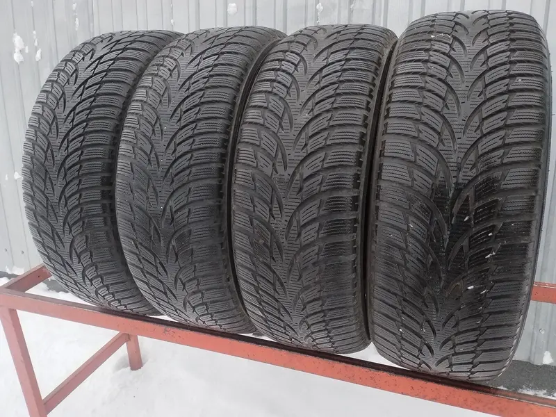 Комплект б/у шин 205/55 R16 Nokian WR D3